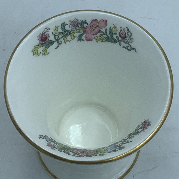 Wedgwood Kutani Crane English Bone China Small Vase - Picture 2 of 9